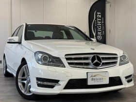 MERCEDES BENZ C-CLASS C200 BLUE EFFICIENCY AVANTGARDE 2012