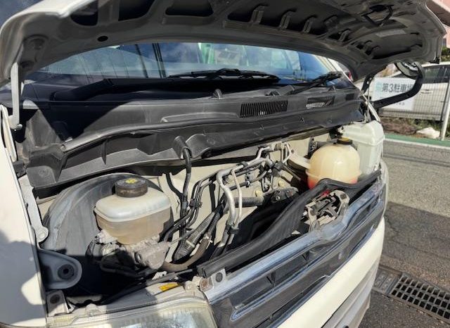 Toyota Hiace Van Long Super GL 2010 full