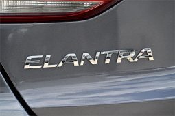 Hyundai Elantra Elite 2018 full