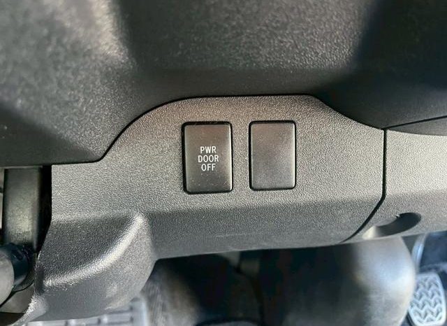 TOYOTA HIACE COMMUTER SUPER LONG GL 2016 full