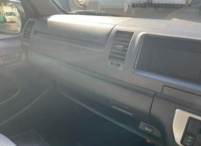 TOYOTA HIACE COMMUTER SUPER LONG GL 2016 full