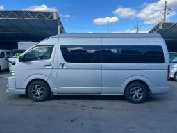 TOYOTA HIACE COMMUTER SUPER LONG GL 2016 full