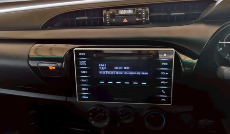 Toyota Hilux Revo Single Cab 2.4J 2017 full