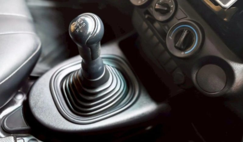 Toyota Hilux Revo Single Cab 2.4J 2017 full