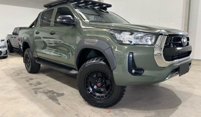 Toyota Hilux GUN126R FACELIFT SR (4×4) 2020 full