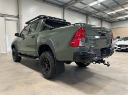 Toyota Hilux GUN126R FACELIFT SR (4×4) 2020 full