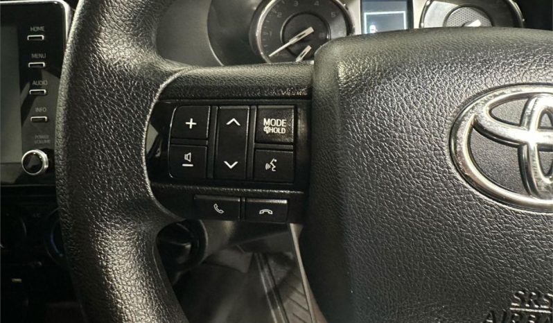 Toyota Hilux GUN126R FACELIFT SR (4×4) 2020 full