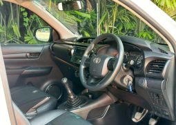 Toyota Hilux RevoStandard Cab 2.4 J Plus 2018 full