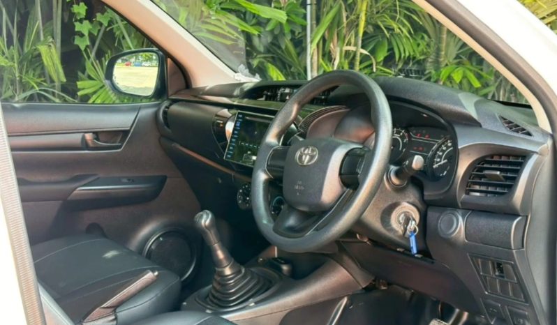 Toyota Hilux RevoStandard Cab 2.4 J Plus 2018 full