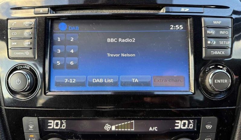 Nissan Qashqai 1.2 DIG-T Tekna+ XTRON Euro 6 2017 full