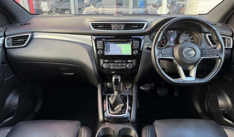 Nissan Qashqai 1.2 DIG-T Tekna+ XTRON Euro 6 2017 full