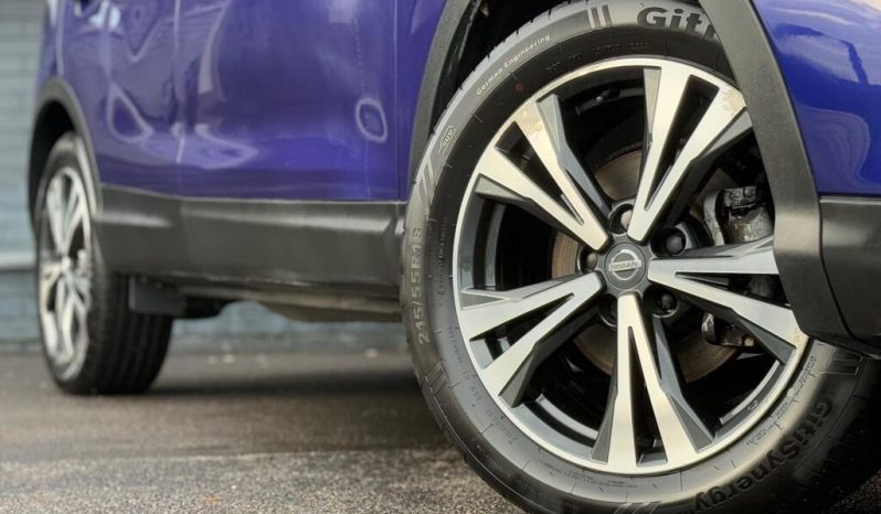 Nissan Qashqai 1.2 DIG-T N-Connecta XTRON Euro 6 2017 full