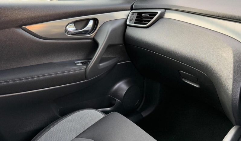 Nissan Qashqai 1.2 DIG-T N-Connecta XTRON Euro 6 2017 full