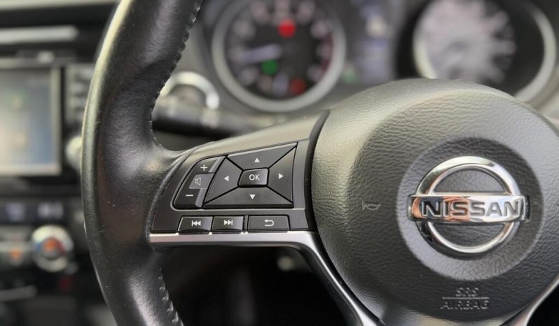 Nissan Qashqai 1.2 DIG-T N-Connecta XTRON Euro 6 2017 full