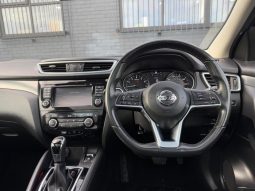 Nissan Qashqai 1.2 DIG-T N-Connecta XTRON Euro 6 2017 full