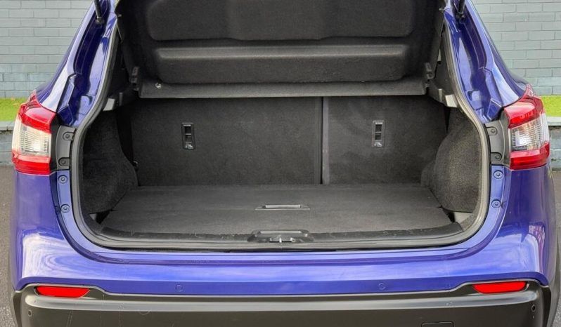 Nissan Qashqai 1.2 DIG-T N-Connecta XTRON Euro 6 2017 full