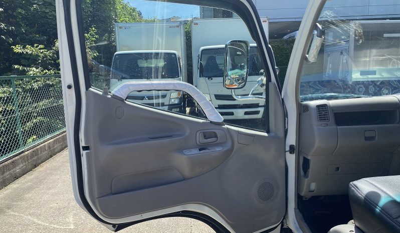 HINO DUTRO 1999 full