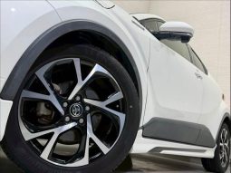 TOYOTA C-HR G 2017 full