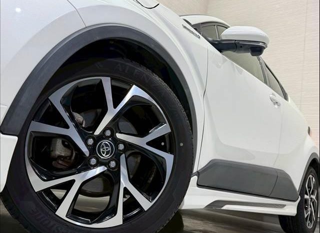 TOYOTA C-HR G 2017 full