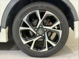 TOYOTA C-HR G 2017 full