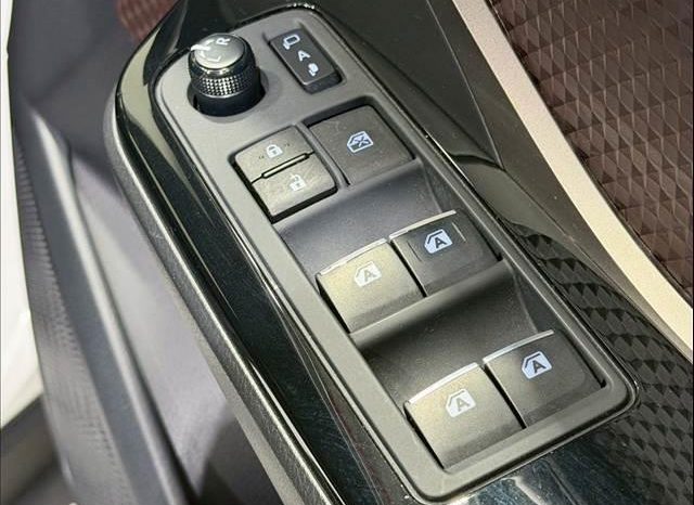 TOYOTA C-HR G 2017 full