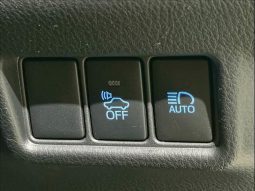 TOYOTA C-HR G 2017 full