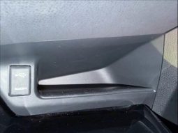 TOYOTA C-HR G 2017 full