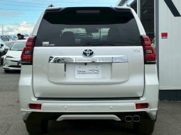 TOYOTA LAND CRUISER PRADO TX L PACKAGE full