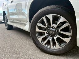 TOYOTA LAND CRUISER PRADO TX L PACKAGE full