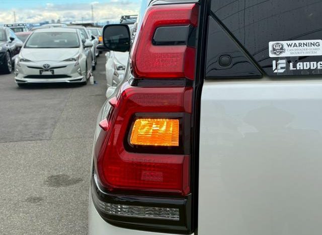 TOYOTA LAND CRUISER PRADO TX L PACKAGE full