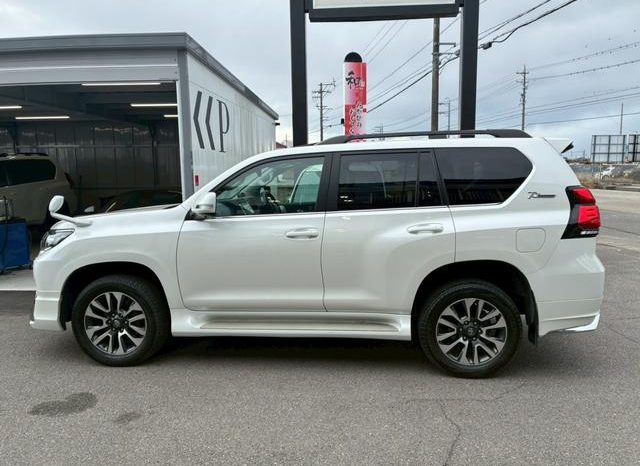 TOYOTA LAND CRUISER PRADO TX L PACKAGE full