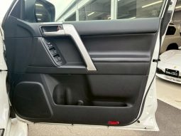 TOYOTA LAND CRUISER PRADO TX L PACKAGE full