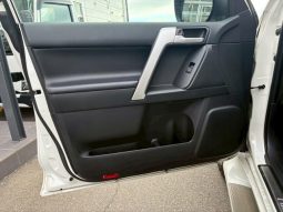 TOYOTA LAND CRUISER PRADO TX L PACKAGE full