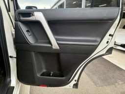 TOYOTA LAND CRUISER PRADO TX L PACKAGE full