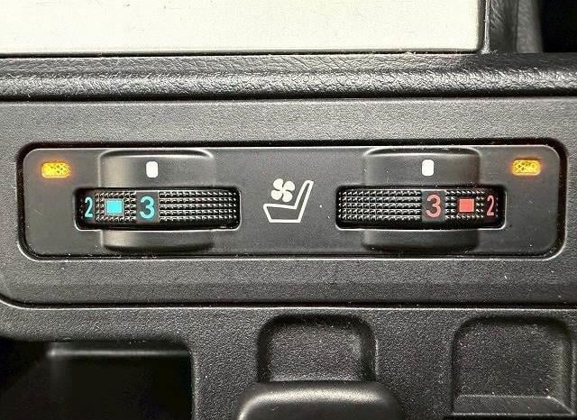 TOYOTA LAND CRUISER PRADO TX L PACKAGE 2018 full