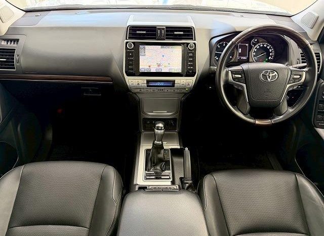 TOYOTA LAND CRUISER PRADO TX L PACKAGE 2018 full