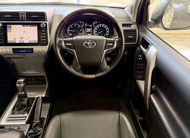 TOYOTA LAND CRUISER PRADO TX L PACKAGE 2018 full