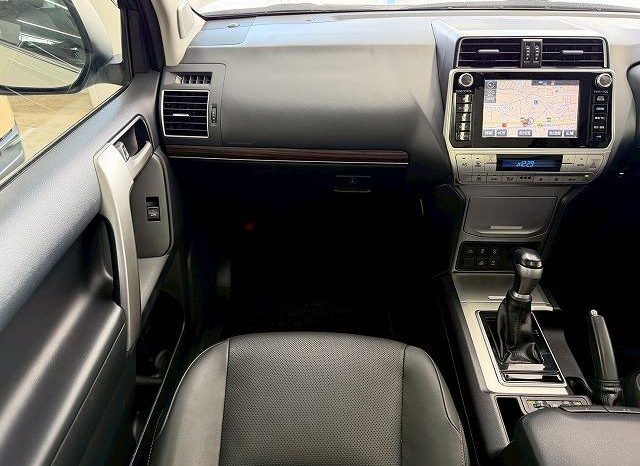 TOYOTA LAND CRUISER PRADO TX L PACKAGE 2018 full