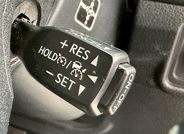 TOYOTA LAND CRUISER PRADO TX L PACKAGE 2018 full