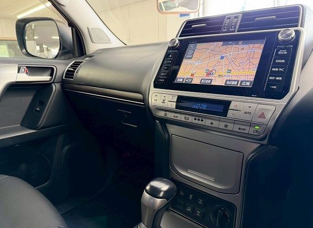 TOYOTA LAND CRUISER PRADO TX L PACKAGE 2018 full