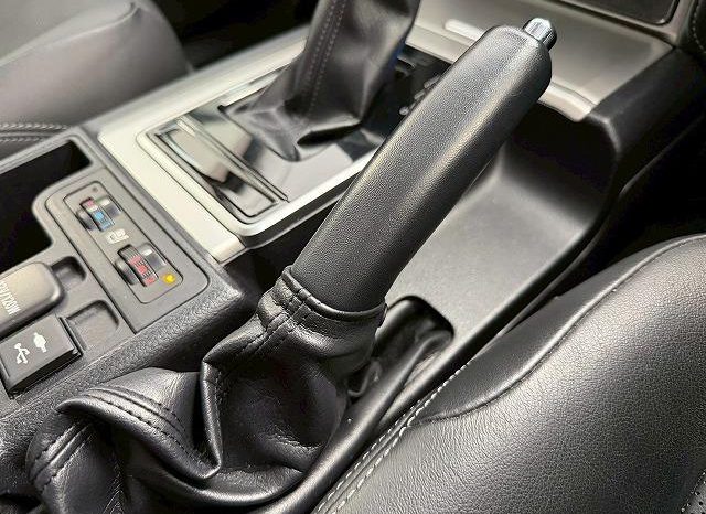 TOYOTA LAND CRUISER PRADO TX L PACKAGE 2018 full