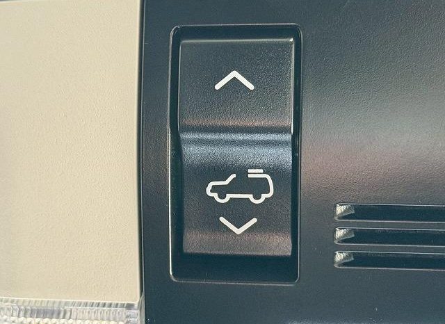 TOYOTA LAND CRUISER PRADO TX L PACKAGE 2018 full