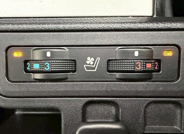 TOYOTA LAND CRUISER PRADO TX L PACKAGE 2018 full