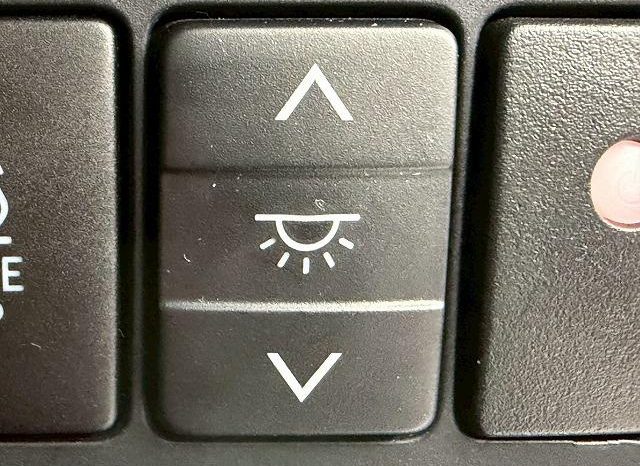 TOYOTA LAND CRUISER PRADO TX L PACKAGE 2018 full