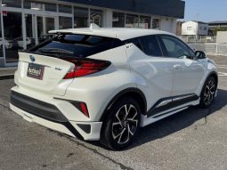 TOYOTA C-HR G 2019 full