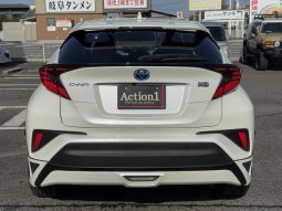 TOYOTA C-HR G 2019 full