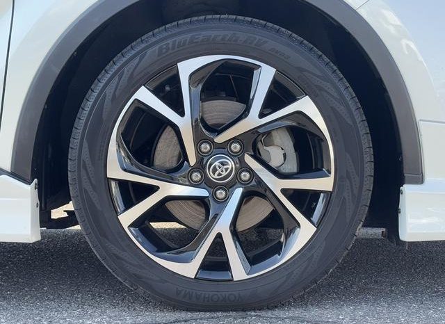 TOYOTA C-HR G 2019 full