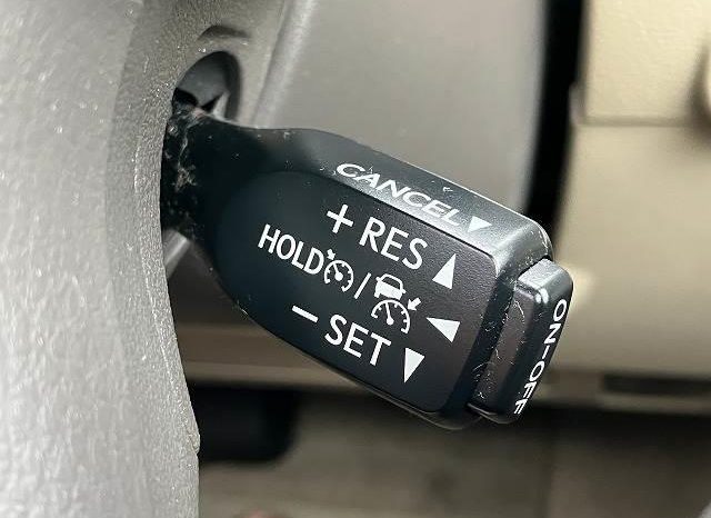 TOYOTA LAND CRUISER PRADO TX 2019 full