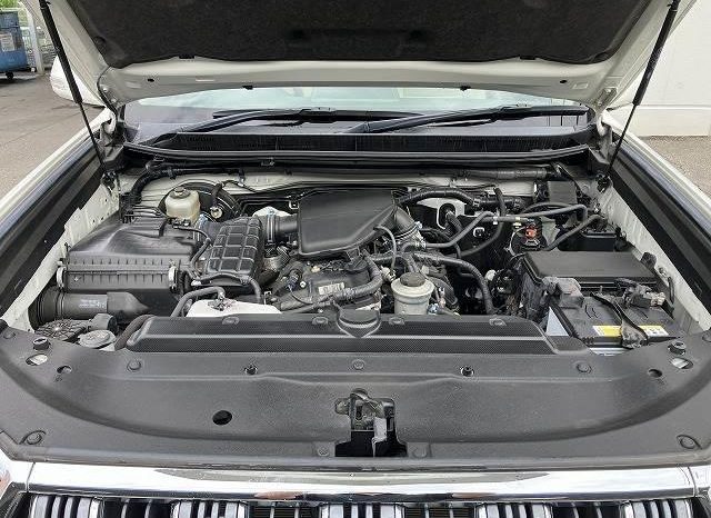 TOYOTA LAND CRUISER PRADO TX 2019 full