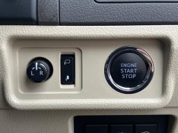 TOYOTA LAND CRUISER PRADO TX 2019 full